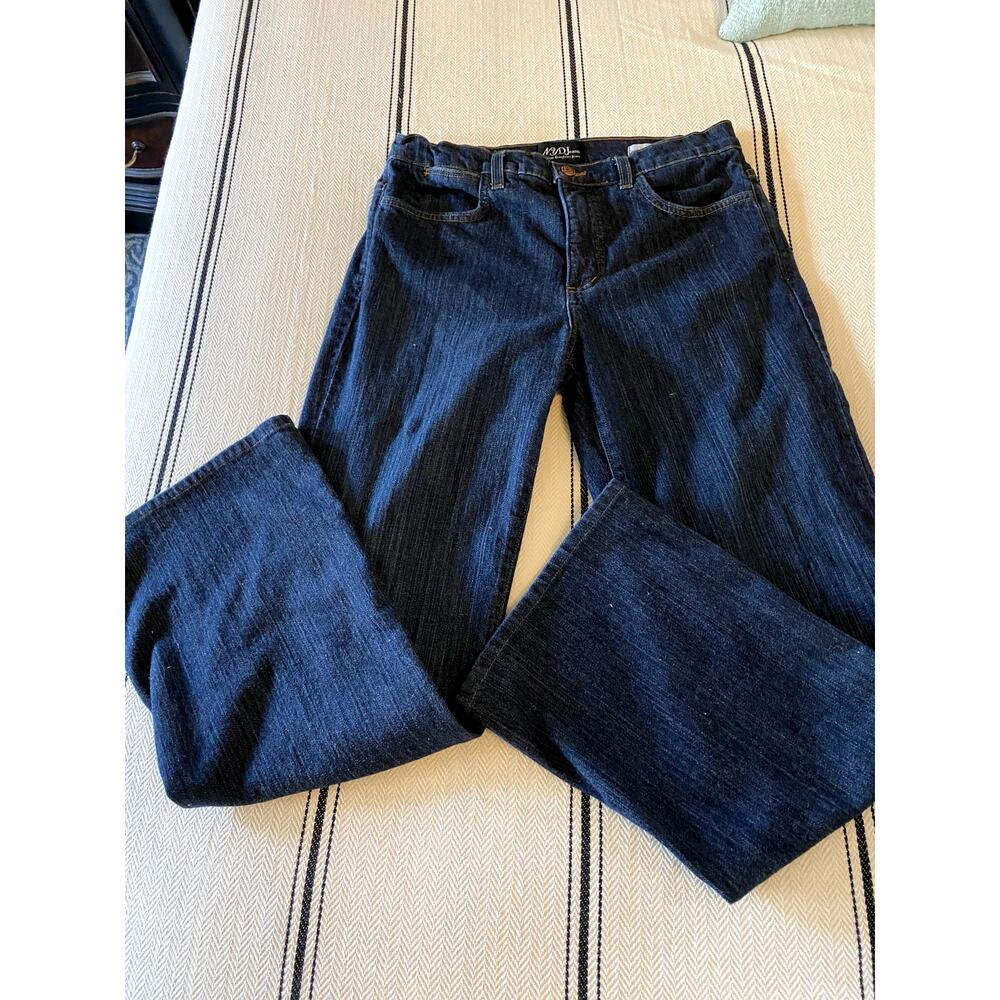 NYDJ Not Your Daughter's Jeans Bootcut Denim Style 1809 Size 8